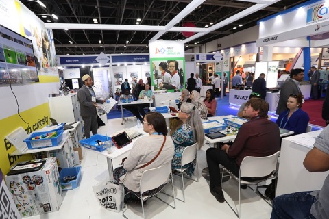 中东迪拜教育装备展览会展会现场图片