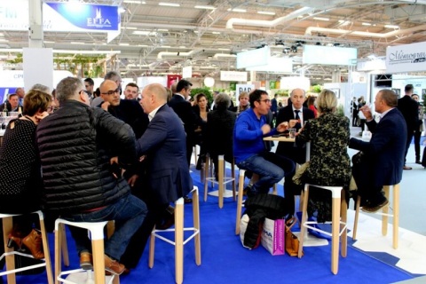 法国巴黎殡仪殡葬用品展览会展会现场图片