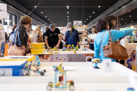 德国科隆教育装备展览会展会现场图片