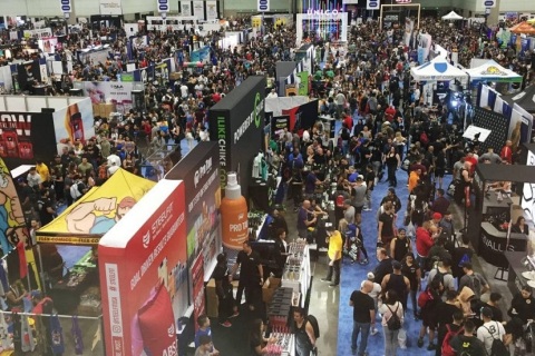 美国洛杉矶健身器材展览会展会现场图片