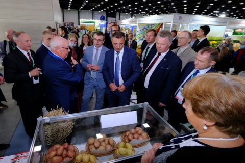 俄罗斯圣彼得堡农业展览会展会现场图片