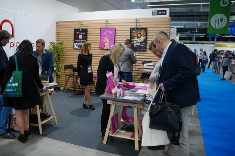 波兰华沙花卉园艺展览会展会现场图片