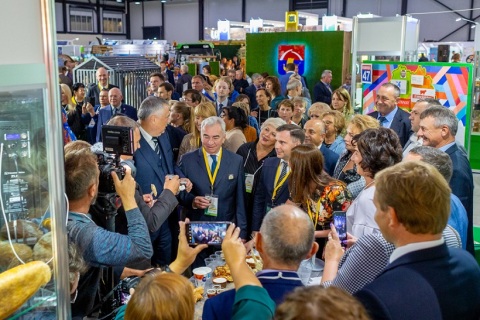 俄罗斯圣彼得堡农业展览会展会现场图片