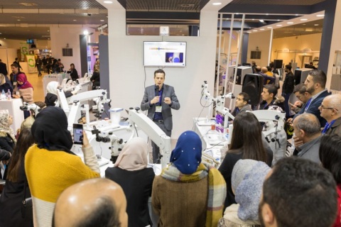 比利时布鲁塞尔牙科展览会展会现场图片