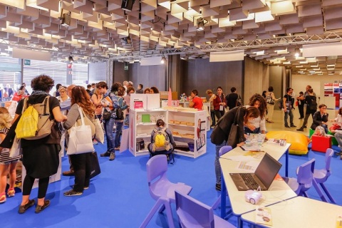 德国科隆教育装备展览会展会现场图片