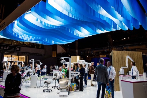 比利时布鲁塞尔牙科展览会展会现场图片