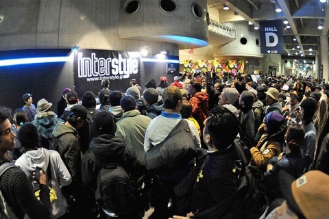 日本横滨户外用品、滑雪及冲浪用品展展会现场图片