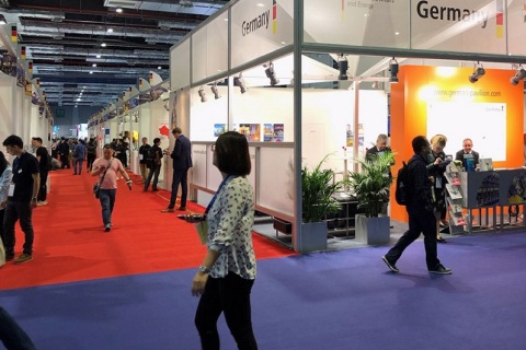 上海亚洲国际阿赫玛生物化学技术展览会展会现场图片