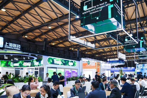中国上海世界制药原料展展会现场图片