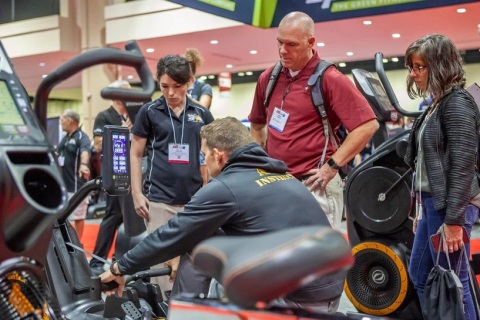 美国体育用品及健身器材展览会展会现场图片