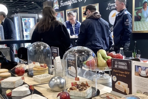 法国巴黎乳制品展览会展会现场图片