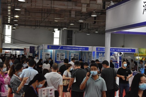 河北石家庄医疗器械展览会展会现场图片