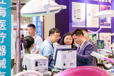 中原（郑州）医疗器械展览会展会现场图片