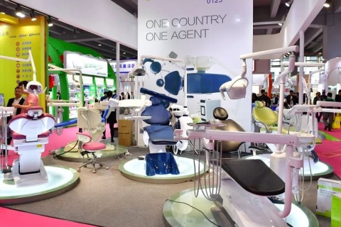 中国上海国际口腔设备器材展览会CDS展会现场图片