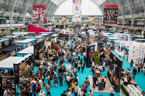 英国伦敦葡萄酒及烈酒展览会展会现场图片