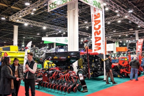 匈牙利布达佩斯农业机械展览会展会现场图片