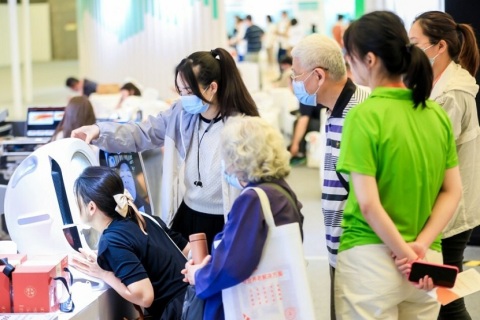 上海国际养老辅具及康复医疗展-上海老博会展会现场图片