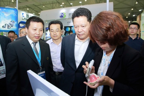 成都西部国际口腔展展会现场图片