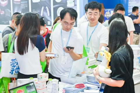 青岛国际康养产业博览会展会现场图片