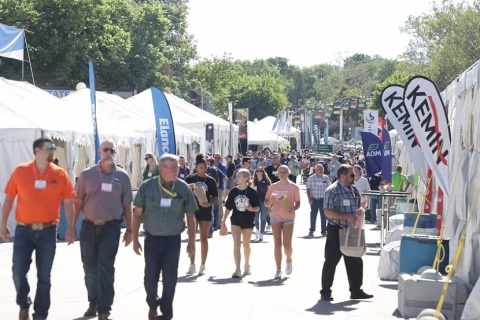 美国爱荷华洲猪业畜牧展览会展会现场图片