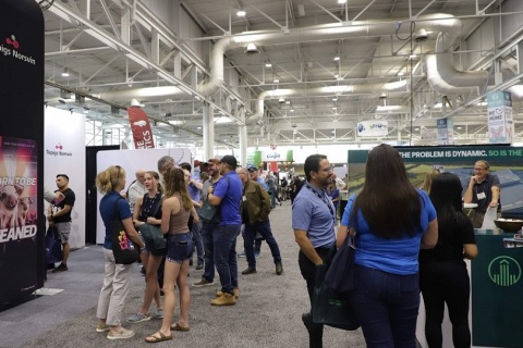 美国爱荷华洲猪业畜牧展览会展会现场图片