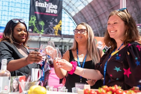 英国伦敦葡萄酒及烈酒展览会展会现场图片