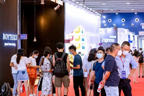 广州国际办公家具及商业空间展览会展会现场图片