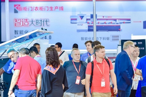 广州国际办公家具及商业空间展览会展会现场图片