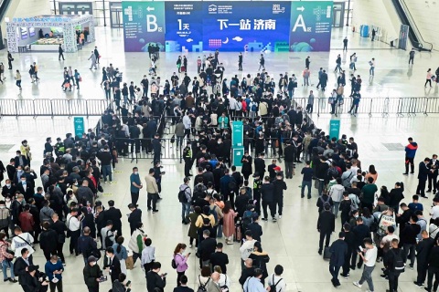 青岛国际家具展展会现场图片