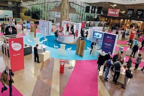 法国里昂泳池桑拿设备展览会展会现场图片