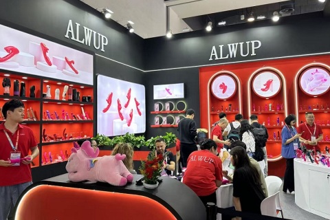 上海国际情趣生活及健康产业博览会-上海成人展展会现场图片