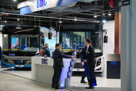 波兰交通及客车巴士展览会展会现场图片