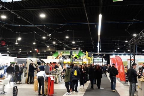 波兰交通及客车巴士展览会展会现场图片