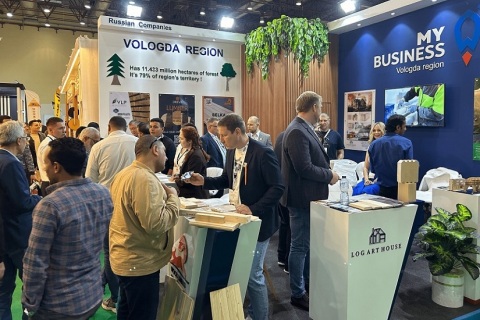 中东迪拜木工机械及家具配件展览会展会现场图片