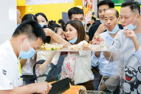 广州特许连锁加盟展展会现场图片