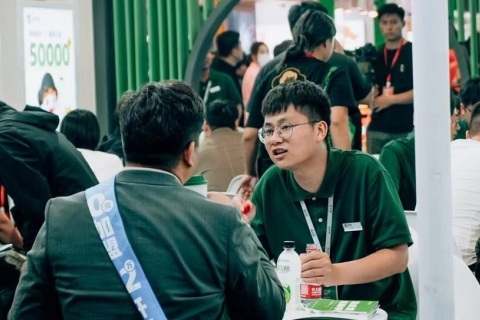 郑州国际连锁加盟展览会展会现场图片