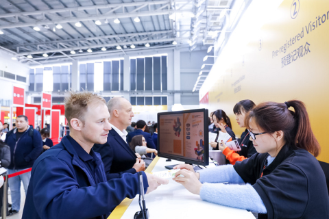 上海国际墙面装饰及内装材料设计展览会展会现场图片