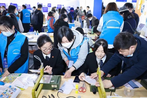 上海国际教育装备展览会展会现场图片