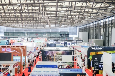 广州海外置业移民留学展览会展会现场图片