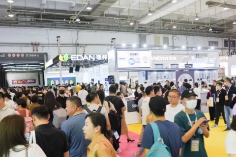 东西部小动物临床兽医师大会展览会展会现场图片