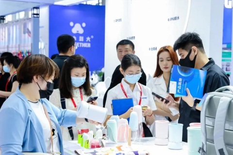 广州世界宠物博览会展会现场图片