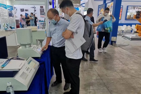 郑州富尼生活用纸产品展览会展会现场图片
