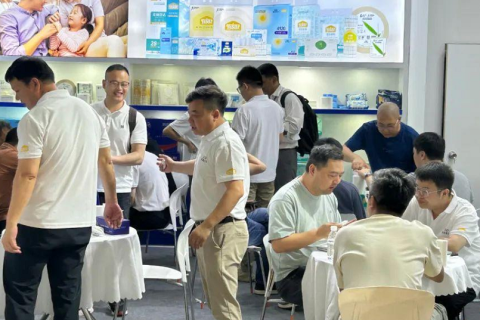 中国武汉国际成人卫生护理用品展展会现场图片