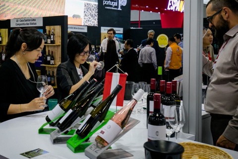 香港葡萄酒、红酒及烈酒展览会展会现场图片