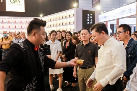 中国高端酒展览会-济南中酒展展会现场图片