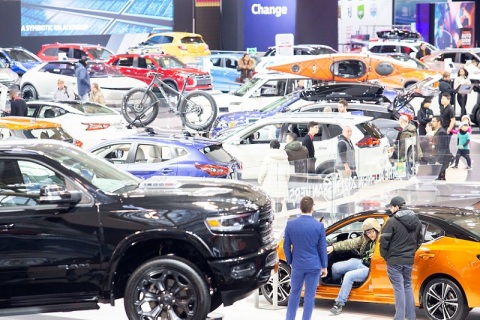 加拿大多伦多国际汽车、电动车展览会展会现场图片