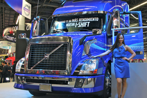 墨西哥卡车及商用车展览会展会现场图片