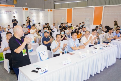 成都餐饮供应链展览会展会现场图片