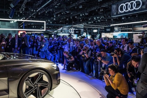 美国洛杉矶车展展会现场图片