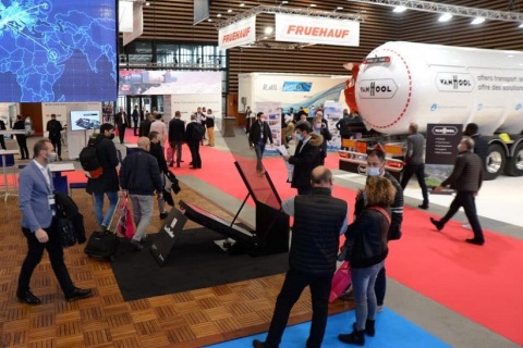 法国里昂卡车、商用车及重型车辆配件展览会展会现场图片